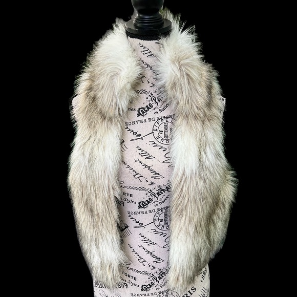 Ann Taylor Loft Vest - Picture 7 of 13